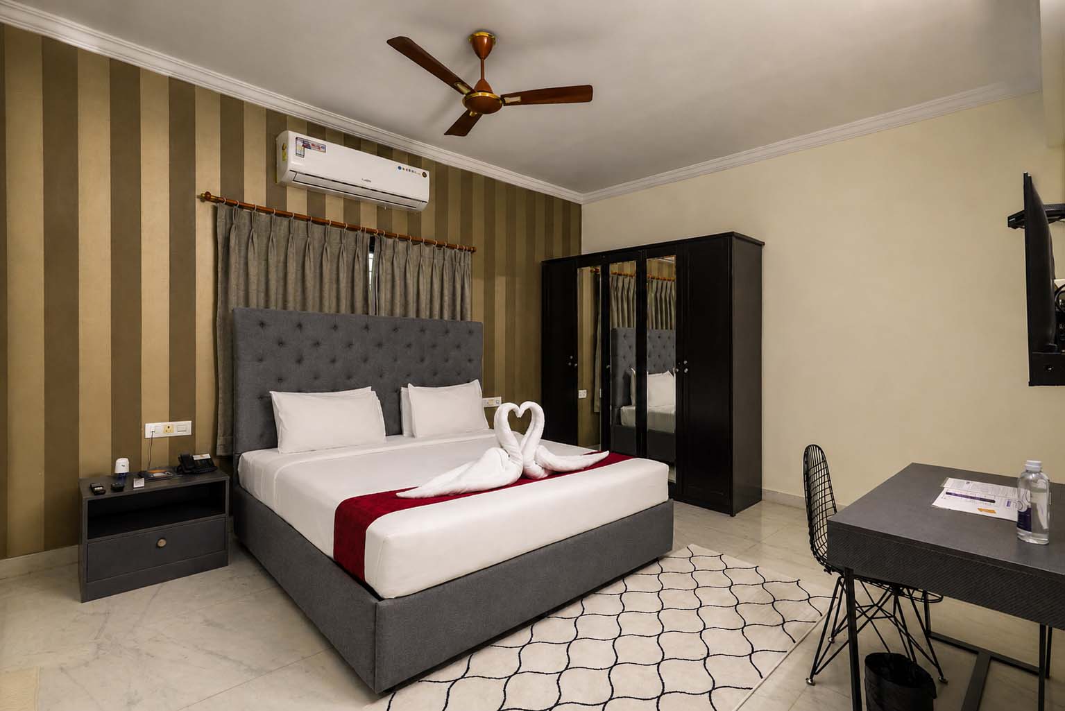 Hotel Deccan Serai Grande 1