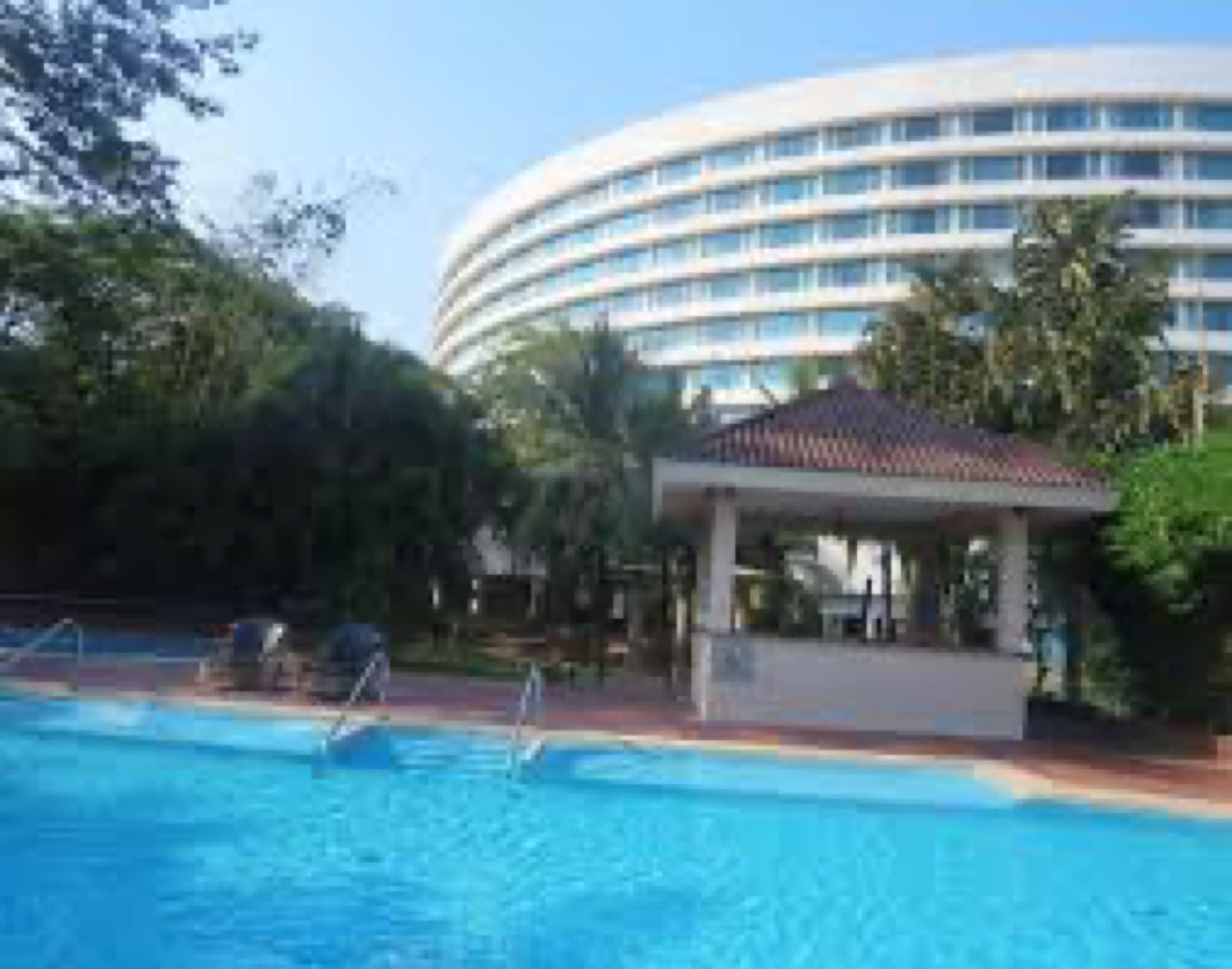 Marriot Executive (Lakeside Chalet) 1